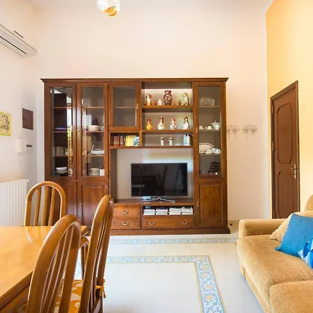 아파트 La Casa Di Sara A
